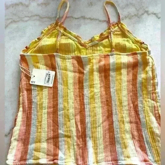 NWT a.n.a striped  tank women’s size Medium. - Picture 3 of 6